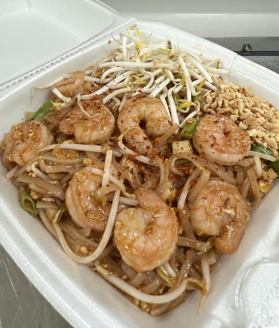 Thai Riffic Restaurant, Derby, KS